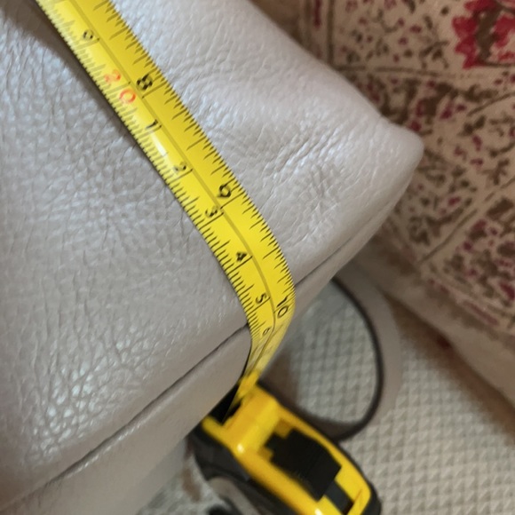 Vince Camuto bag - Picture 9 of 13